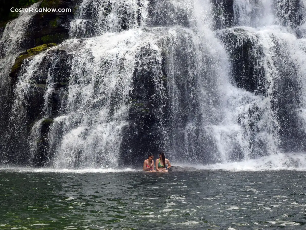 Nauyaca Waterfall in Hacienda Ebano combo tour